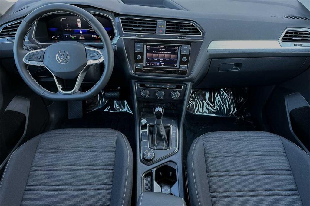 new 2024 Volkswagen Tiguan car, priced at $31,693