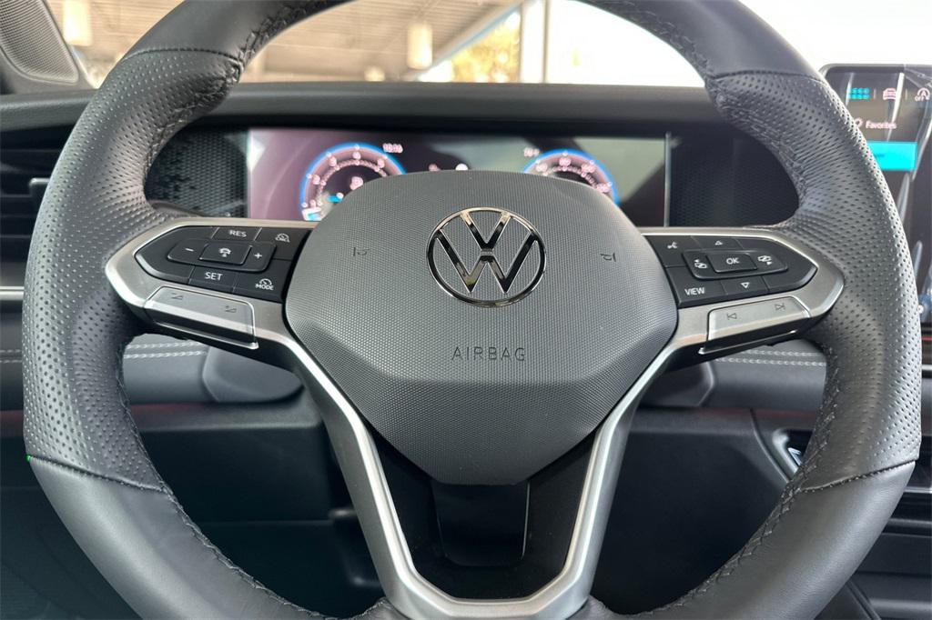 new 2025 Volkswagen Tiguan car, priced at $38,617