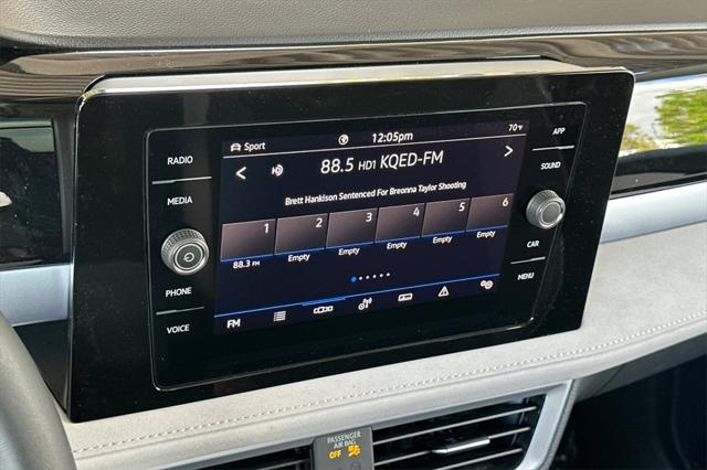 new 2025 Volkswagen Taos car, priced at $33,151