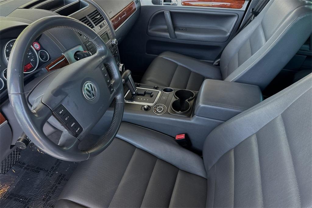 used 2006 Volkswagen Touareg car, priced at $8,517