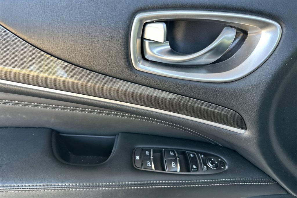 used 2019 INFINITI QX60 car, priced at $16,998