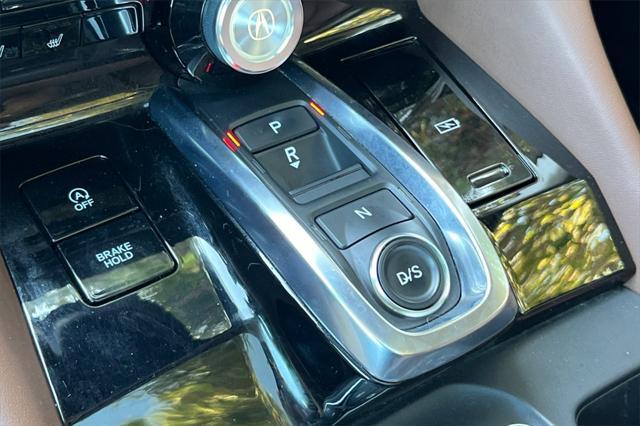 used 2022 Acura MDX car, priced at $34,997