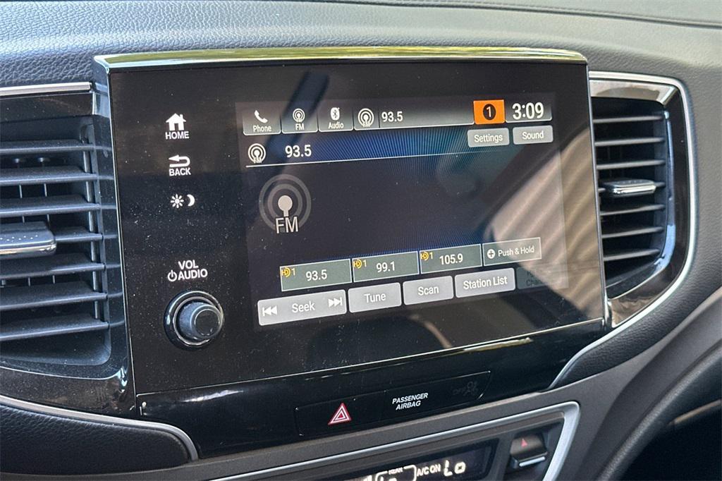 used 2022 Honda Pilot car, priced at $29,706