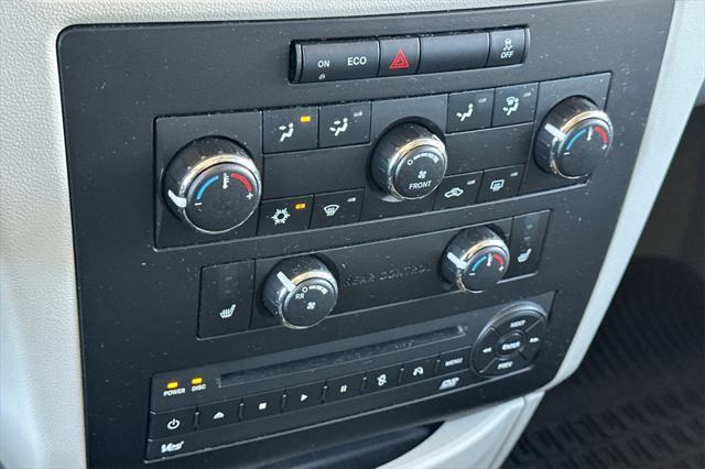 used 2012 Volkswagen Routan car, priced at $12,000