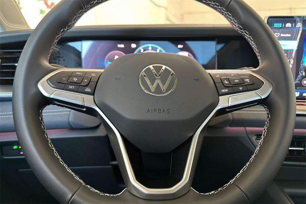 new 2025 Volkswagen Tiguan car, priced at $37,576