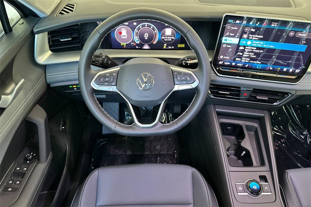 new 2025 Volkswagen Tiguan car, priced at $37,576