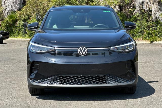 new 2025 Volkswagen ID.4 car, priced at $47,176