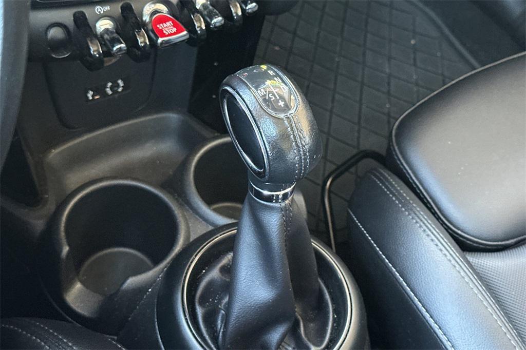 used 2018 MINI Hardtop car, priced at $16,451