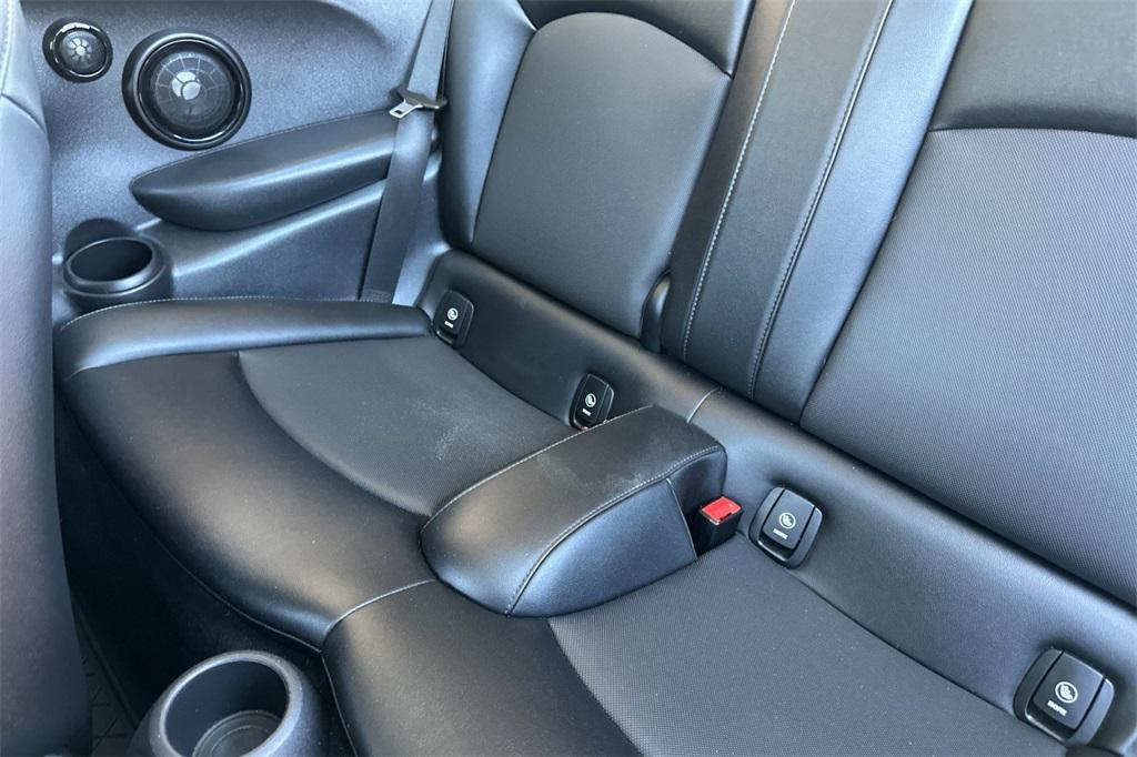 used 2018 MINI Hardtop car, priced at $16,451