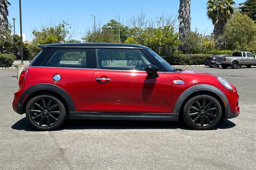 used 2018 MINI Hardtop car, priced at $16,451