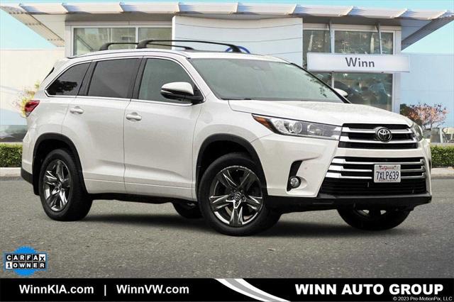 used 2017 Toyota Highlander car, priced at $24,433