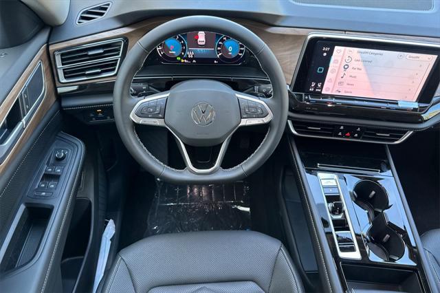 new 2025 Volkswagen Atlas car, priced at $47,340
