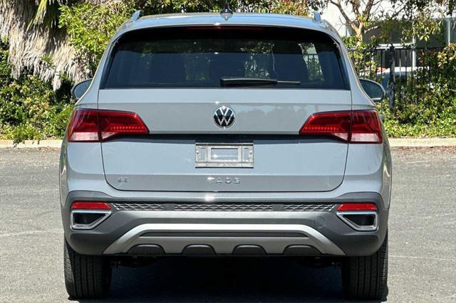 new 2024 Volkswagen Taos car, priced at $32,116