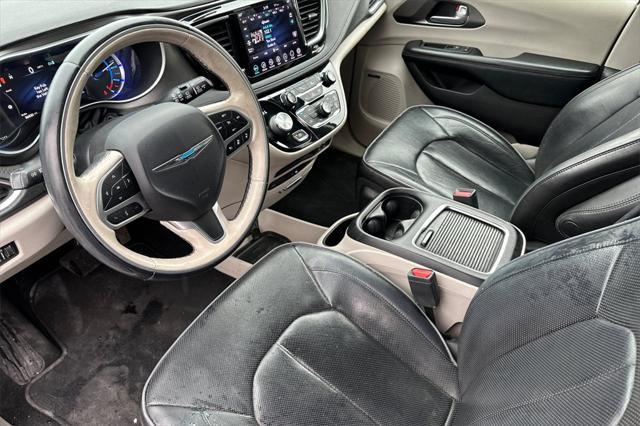 used 2018 Chrysler Pacifica Hybrid car, priced at $18,099