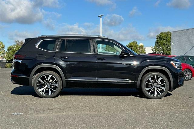 new 2024 Volkswagen Atlas car, priced at $55,749