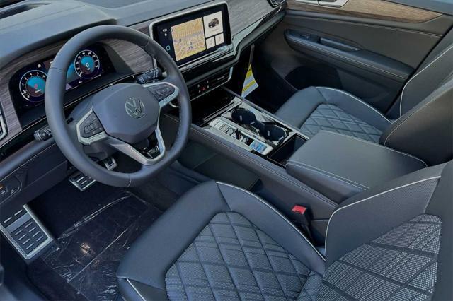 new 2024 Volkswagen Atlas car, priced at $55,749