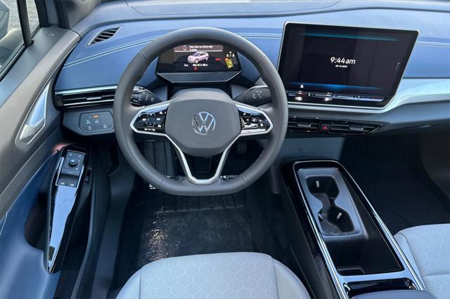 new 2025 Volkswagen ID.4 car, priced at $52,276