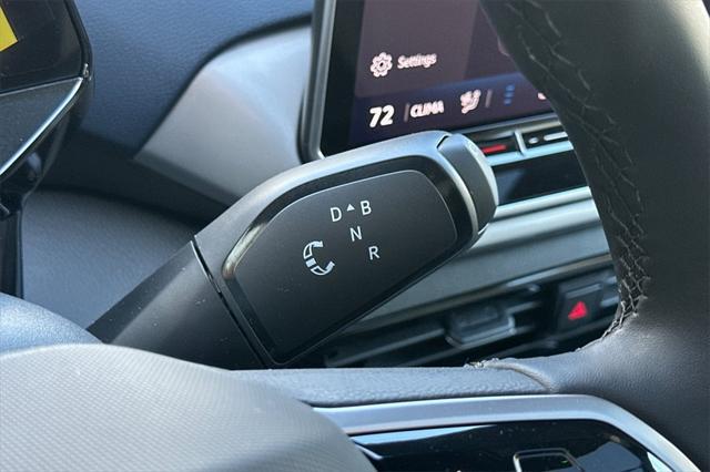 new 2025 Volkswagen ID.4 car, priced at $52,276