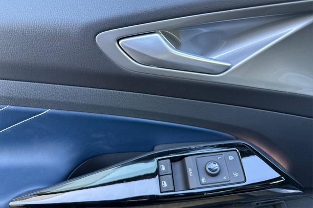 new 2025 Volkswagen ID.4 car, priced at $52,276