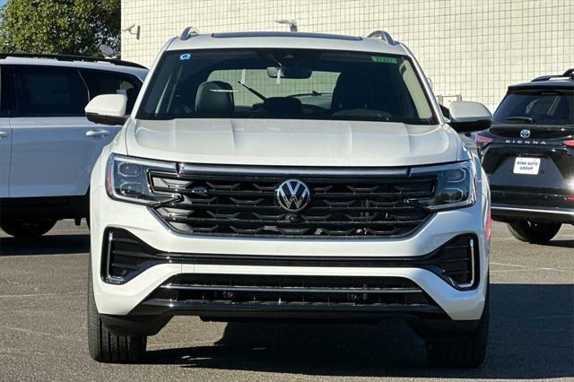 new 2025 Volkswagen Atlas car, priced at $56,231