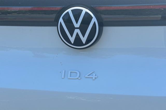 new 2024 Volkswagen ID.4 car, priced at $41,456