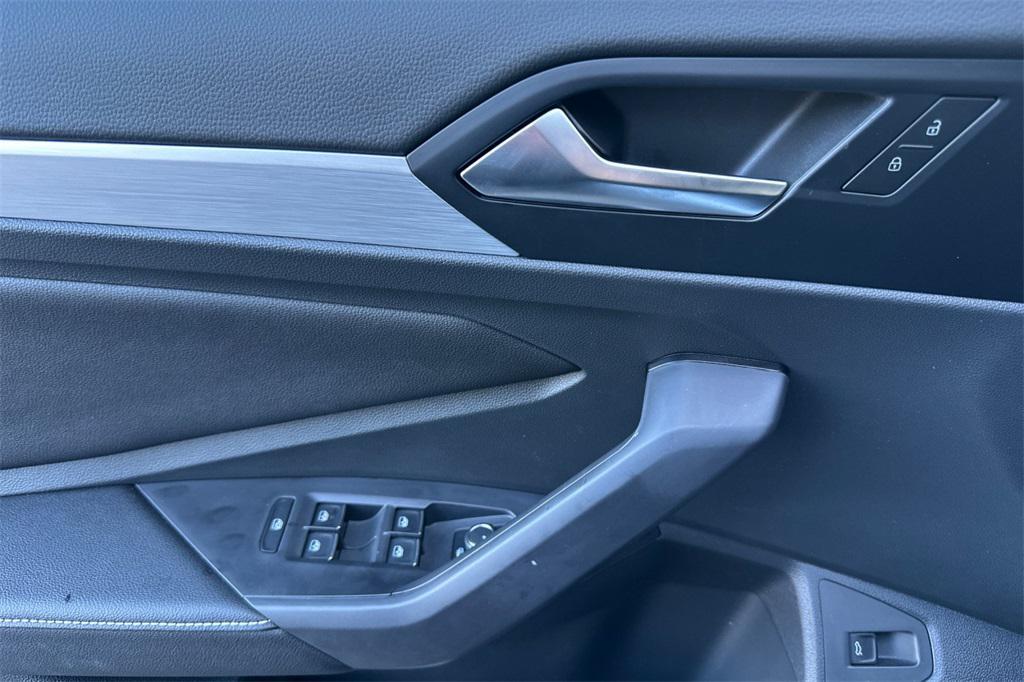 new 2025 Volkswagen Jetta car, priced at $24,664