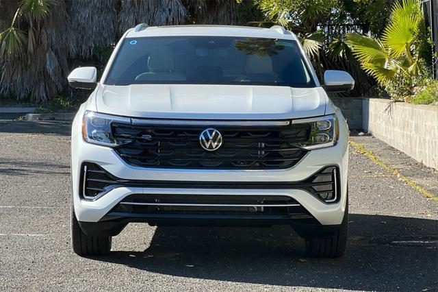 new 2025 Volkswagen Atlas Cross Sport car, priced at $55,236