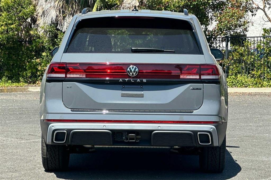 new 2024 Volkswagen Atlas car, priced at $50,659