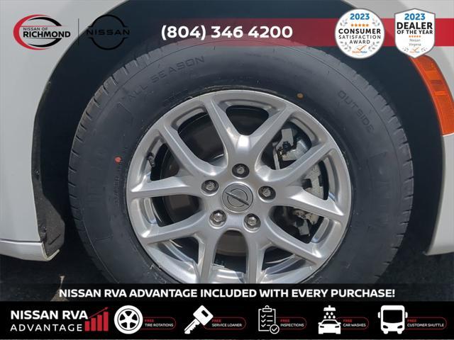 used 2023 Chrysler Pacifica car, priced at $23,995
