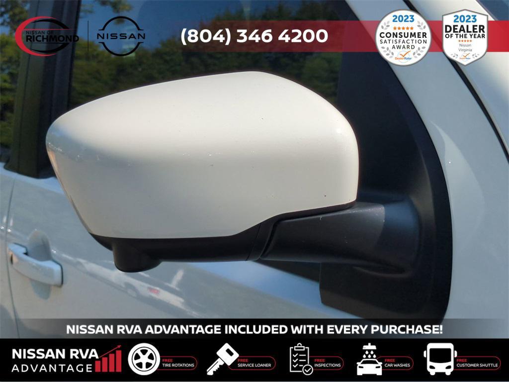 new 2025 Nissan Frontier car