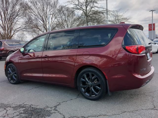 used 2019 Chrysler Pacifica car, priced at $15,995