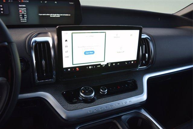 new 2025 Ford Expedition car, priced at $85,185