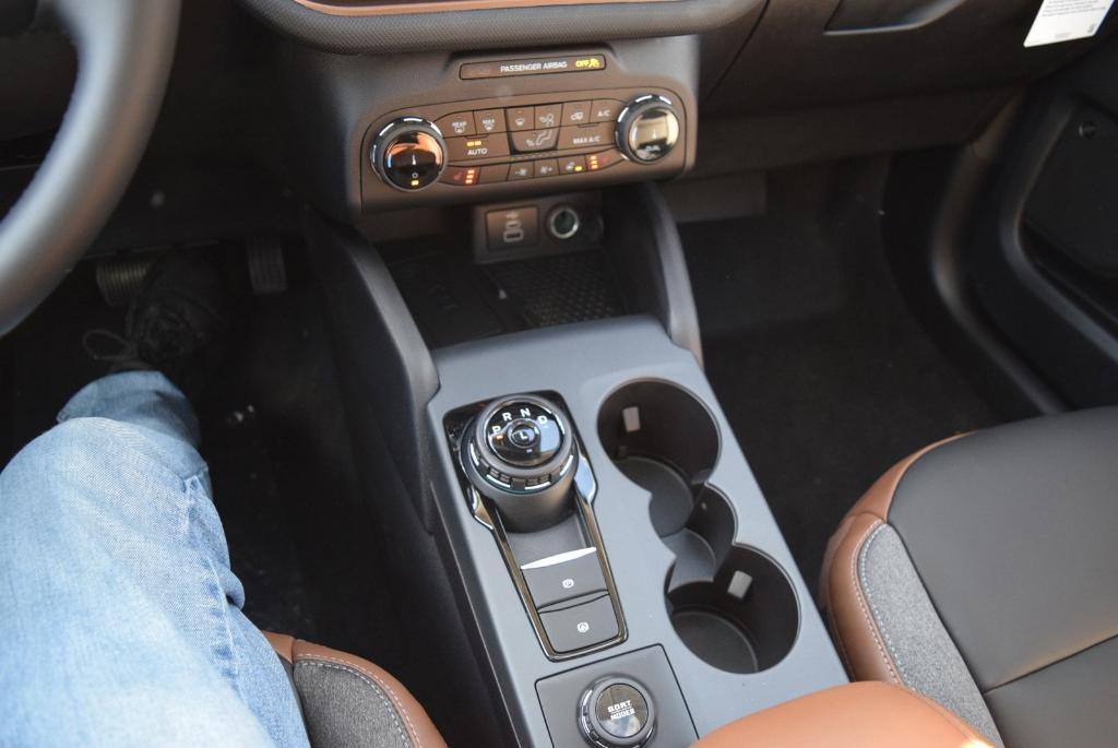 new 2024 Ford Bronco Sport car, priced at $36,985