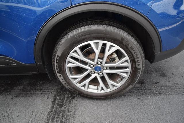 used 2022 Ford Escape car, priced at $25,672