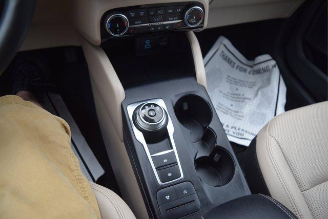 used 2022 Ford Escape car, priced at $25,672