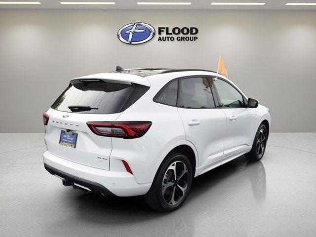 used 2023 Ford Escape car, priced at $30,659