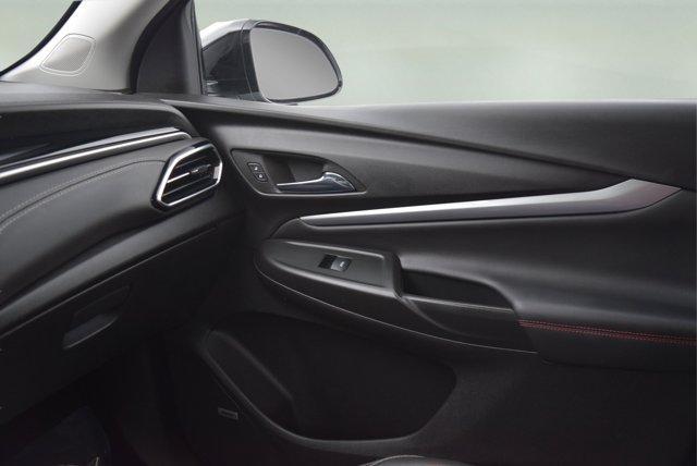 used 2023 Chevrolet Bolt EUV car, priced at $24,000