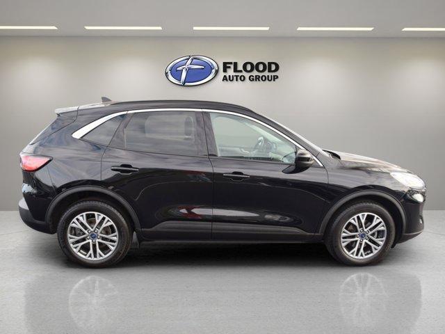 used 2022 Ford Escape car, priced at $26,000