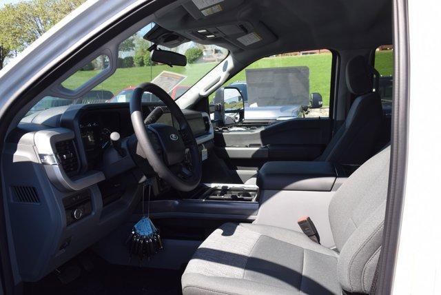 new 2024 Ford F-250 car, priced at $62,795