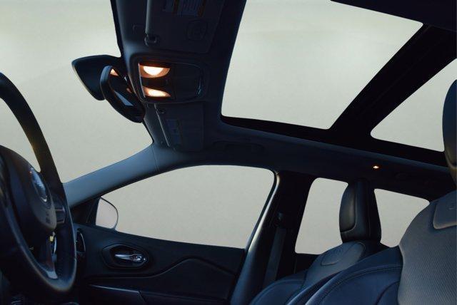 used 2020 Jeep Cherokee car, priced at $18,400