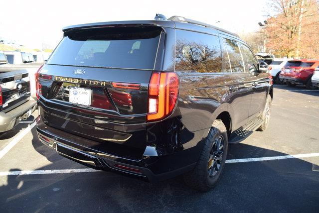 new 2025 Ford Expedition car, priced at $84,690