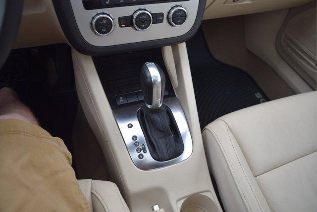 used 2014 Volkswagen Eos car, priced at $11,870