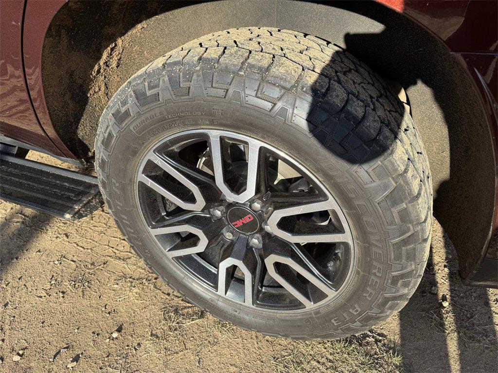 used 2022 GMC Yukon car, priced at $53,899