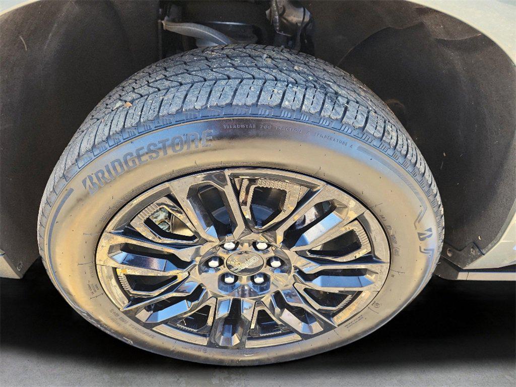 used 2024 GMC Yukon car, priced at $86,599