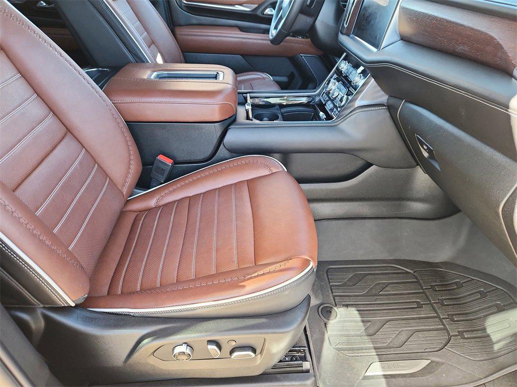 used 2024 GMC Yukon car, priced at $86,599