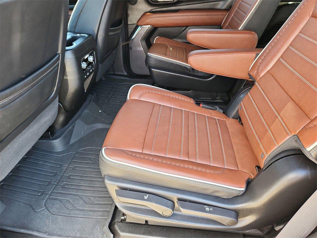 used 2024 GMC Yukon car, priced at $86,599