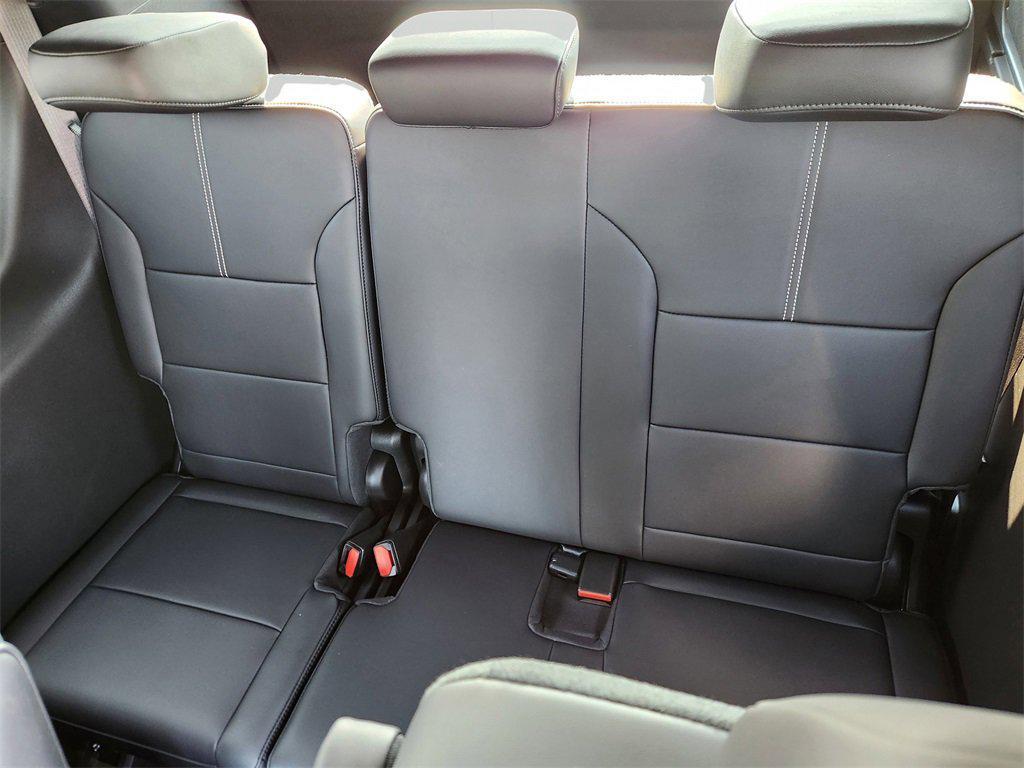 new 2026 GMC Acadia car, priced at $52,224