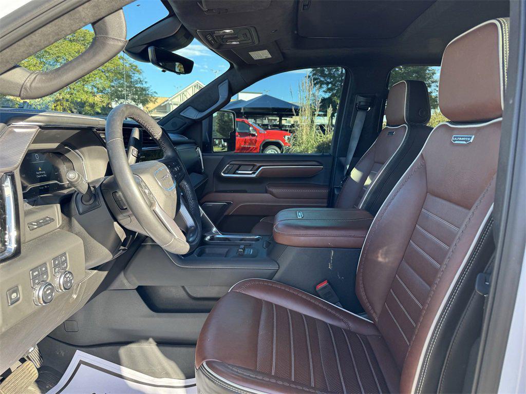 used 2025 GMC Sierra 3500 car, priced at $89,999