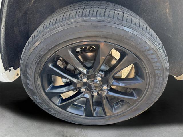 used 2021 Jeep Grand Cherokee car, priced at $22,999