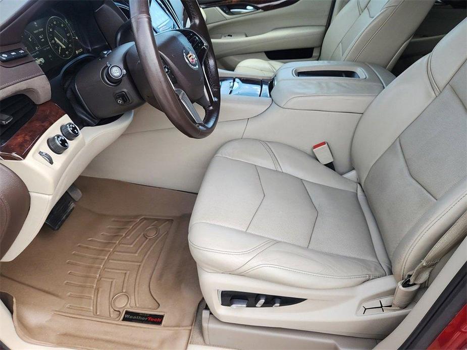 used 2015 Cadillac Escalade ESV car, priced at $24,599